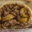 Empanada de carne com azeitona